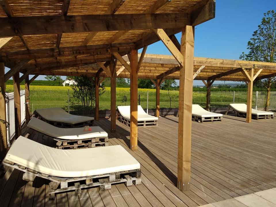 Bed and Breakfast Domaine Ramonjavel, Glamping & Alpaca'S Fongrave Екстер'єр фото