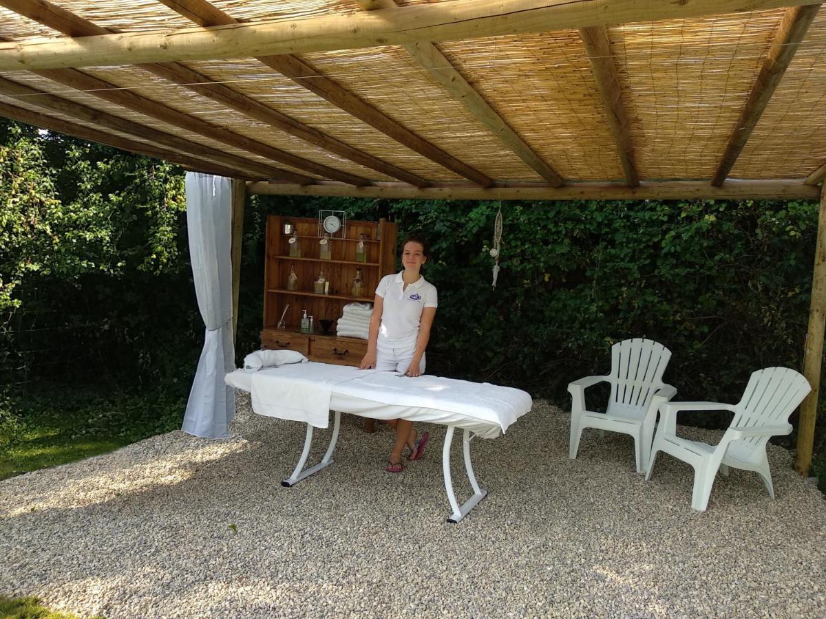 Bed and Breakfast Domaine Ramonjavel, Glamping & Alpaca'S Fongrave Екстер'єр фото